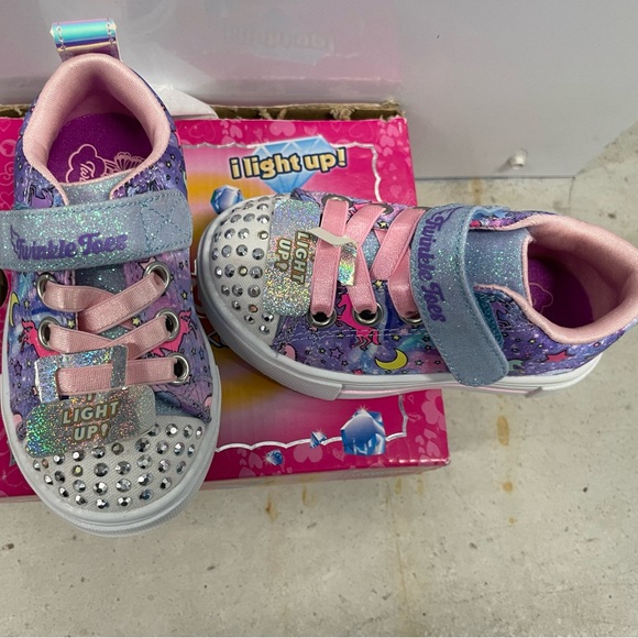 Skechers Twinkle Toes Size 5T - Picture 2 of 4